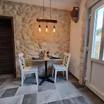 Suha Punta - Babalonija Apartment *