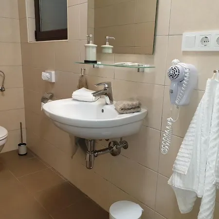 Suha Punta - Babalonija Apartament *