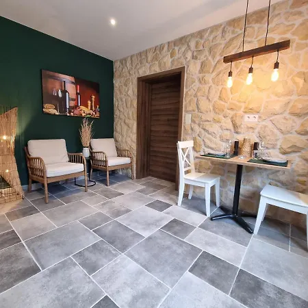Suha Punta - Babalonija Apartament