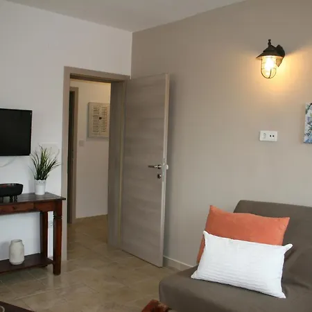 Apartament Suha Punta - Babalonija Kampor